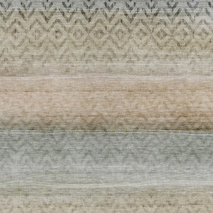 HomeRoots 5' Gray and Copper Geometric Area Rug – Washable, Durable Design for Indoor and Outdoor Spaces 630046