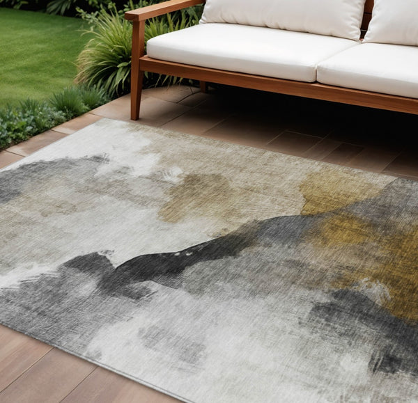 HomeRoots 8' X 10' Brown And Charcoal Abstract Area Rug - Stylish, Washable Design for Indoor & Outdoor Use! 630060