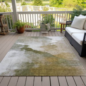 HomeRoots 5' Stylish Green and Gold Abstract Area Rug - Washable, Durable, Indoor/Outdoor Versatility for Any Space 630064