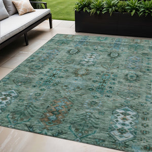 HomeRoots 5' X 8' Green & Teal Tribal Area Rug - Washable, Stain-Resistant, Indoor/Outdoor Durable Design! 630154