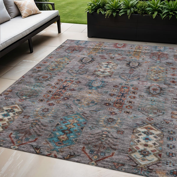 HomeRoots 5' Versatile Gray and Teal Blue Tribal Indoor-Outdoor Area Rug - Stylish, Durable, and Washable! 630160
