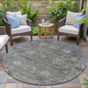 HomeRoots 8' Elegant Pewter and Gold Round Floral Rug – Washable, Durable, Perfect for Indoor & Outdoor Spaces! 630245