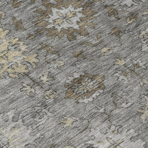 HomeRoots 8' Elegant Pewter and Gold Round Floral Rug – Washable, Durable, Perfect for Indoor & Outdoor Spaces! 630245