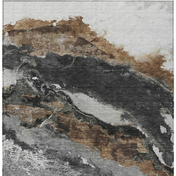 HomeRoots 5' Modern Gray and Silver Abstract Washable Area Rug for Indoor/Outdoor High-Traffic Spaces 630346