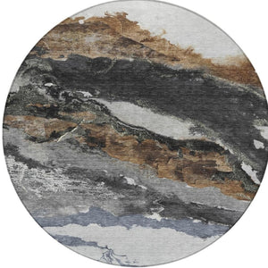 HomeRoots 8' Gray and Silver Round Abstract Rug - Stylish, Washable Indoor/Outdoor Area Rug for High-Traffic Use 630347