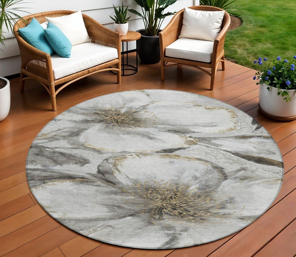 HomeRoots 8' Elegant Silver Gray and Beige Round Floral Washable Area Rug for Indoor and Outdoor Use 630359