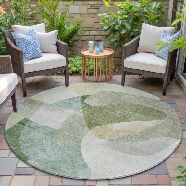 HomeRoots 5' Artichoke Green and Taupe Abstract Washable Area Rug for Stylish Indoor and Outdoor Spaces 8' Round 630425