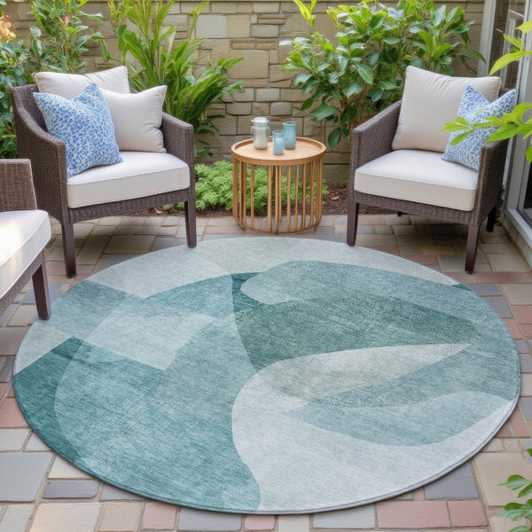 HomeRoots 5' Teal Blue and Ivory Abstract Area Rug – Washable, Stain Resistant for Indoor and Outdoor Use 8' Round 630437