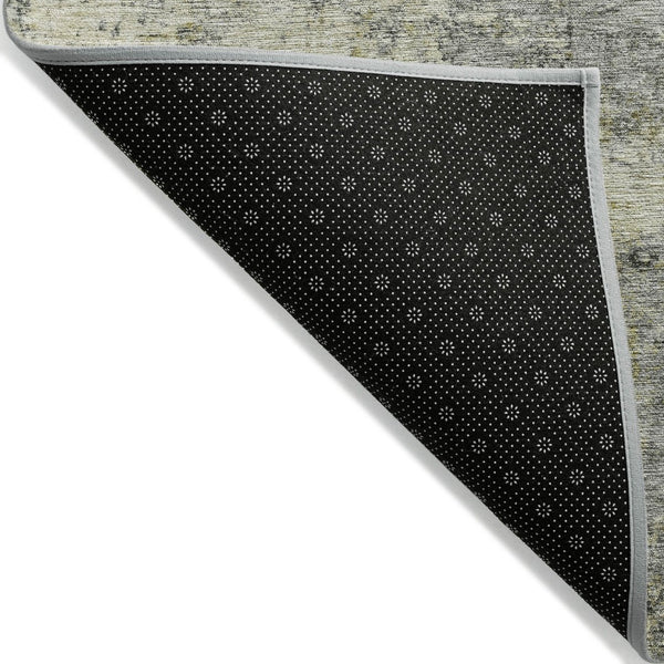 HomeRoots 5' Contemporary Pewter and Beige Abstract Area Rug - Washable, Indoor/Outdoor, Durable Design 8' Round 630533