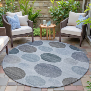 HomeRoots 5' Blue and Gray Geometric Area Rug - Stylish, Durable, Washable for Indoor and Outdoor Spaces 8' Round 630563