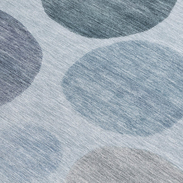 HomeRoots 5' Blue and Gray Geometric Area Rug - Stylish, Durable, Washable for Indoor and Outdoor Spaces 8' X 10' 630564