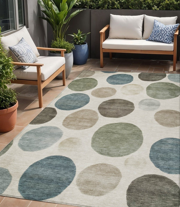 HomeRoots 5' Modern Geometric Washable Area Rug in Ivory, Fern Green & Teal - Perfect for Indoor/Outdoor Use 5' X 8' 630574