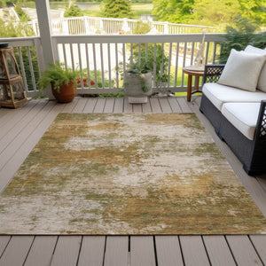 HomeRoots 5' Copper and Ivory Abstract Area Rug - Stylish, Washable, Indoor-Outdoor Design for Any Space 5' X 8' 630622