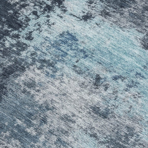 HomeRoots 5' Blue and Ivory Abstract Area Rug - Durable, Machine Washable for Indoor and Outdoor Spaces 5' X 8' 630640