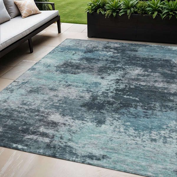 HomeRoots 5' Vibrant Teal and Navy Abstract Area Rug – Durable, Washable, Ideal for Indoor and Outdoor Spaces 5' X 8' 630658