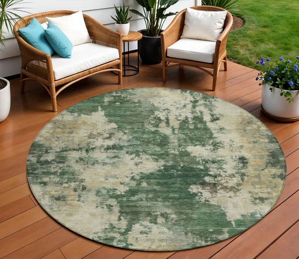 HomeRoots 5' Enhance Your Space with a Fern Green and Beige Abstract Washable Area Rug for Indoor & Outdoor Use 8' Round 630683