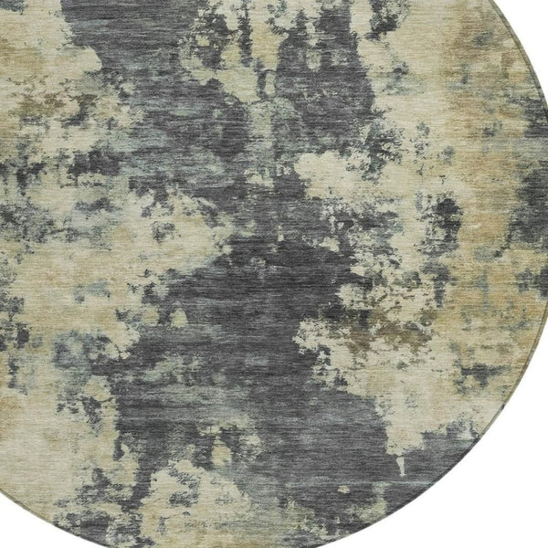 HomeRoots 5' Gray and Beige Abstract Washable Area Rug – Versatile Indoor Outdoor Durable Design for Any Space 8' Round 630689