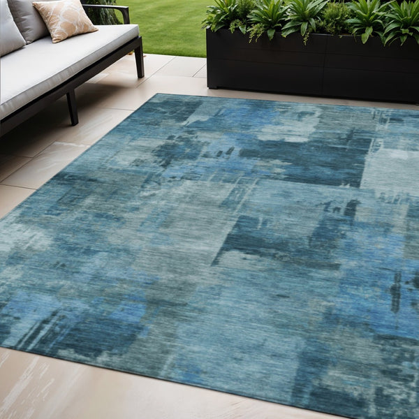 HomeRoots 5' Blue and Ivory Abstract Area Rug - Stylish, Durable, and Washable for Indoor and Outdoor Spaces 5' X 8' 630766