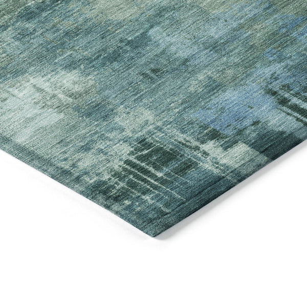 HomeRoots 5' Coastal-Inspired Teal Blue and Aqua Abstract Area Rug for Indoor/Outdoor High-Traffic Use 8' Round 630791