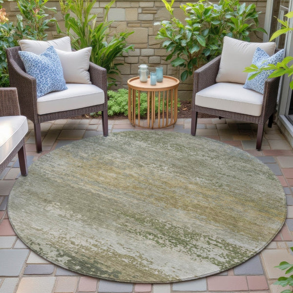 HomeRoots 5' Chic Beige and Fern Green Abstract Washable Area Rug for Indoor and Outdoor Living Spaces 8' Round 630827
