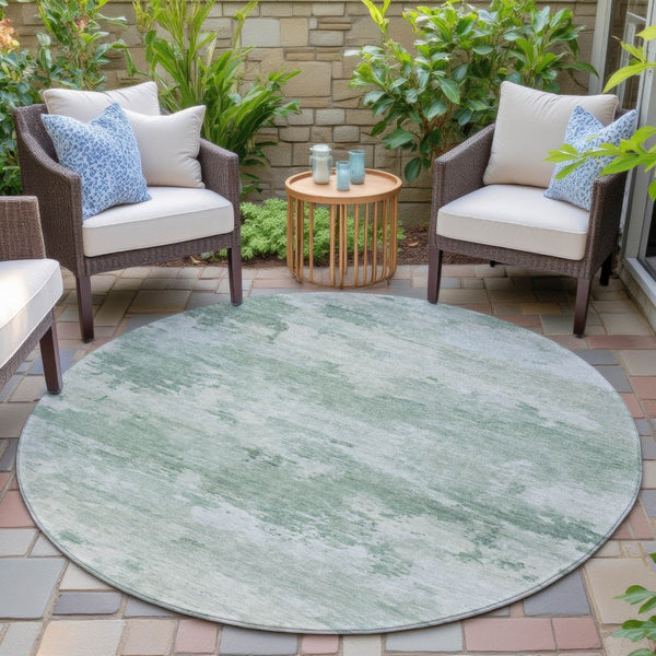 HomeRoots 5' Contemporary Mint Green and Pale Aqua Abstract Washable Rug for Indoor and Outdoor Spaces 8' Round 630923