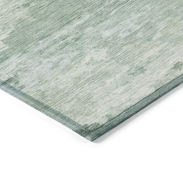 HomeRoots 5' Contemporary Mint Green and Pale Aqua Abstract Washable Rug for Indoor and Outdoor Spaces 8' Round 630923