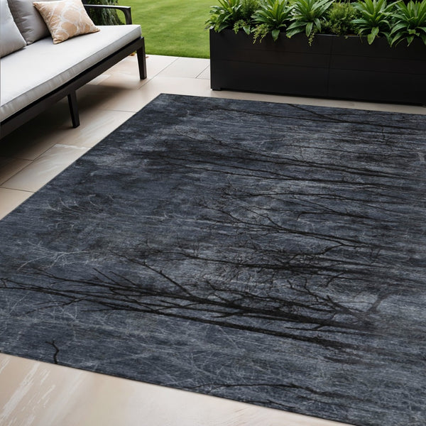 HomeRoots 5' Charcoal and Gray Floral Area Rug - Durable, Washable Design for Indoor and Outdoor Elegance 5' X 8' 631018