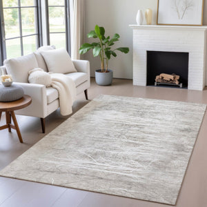 HomeRoots 5' Elegant Silver and Gray Floral Area Rug - Durable, Washable Indoor/Outdoor Design for Any Space 5' X 8' 631024