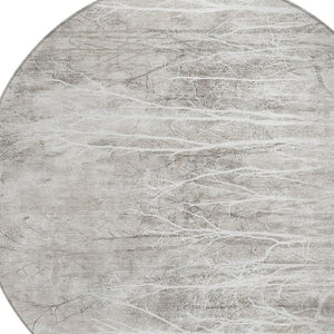 HomeRoots 5' Elegant Silver and Gray Floral Area Rug - Durable, Washable Indoor/Outdoor Design for Any Space 8' Round 631025