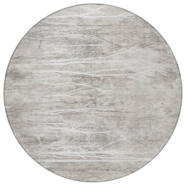 HomeRoots 5' Elegant Silver and Gray Floral Area Rug - Durable, Washable Indoor/Outdoor Design for Any Space 8' Round 631025