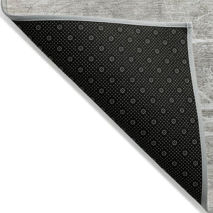 HomeRoots 5' Elegant Silver and Gray Floral Area Rug - Durable, Washable Indoor/Outdoor Design for Any Space 8' X 10' 631026