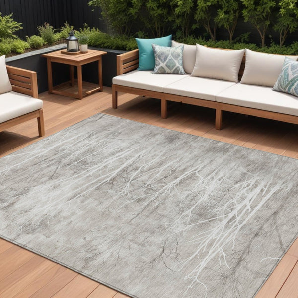 HomeRoots 5' Elegant Silver and Gray Floral Area Rug - Durable, Washable Indoor/Outdoor Design for Any Space 10' X 14' 631028