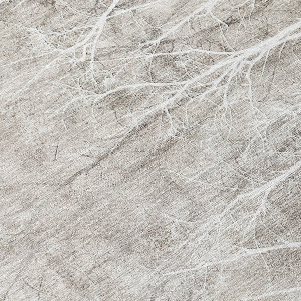 HomeRoots 5' Elegant Silver and Gray Floral Area Rug - Durable, Washable Indoor/Outdoor Design for Any Space 10' X 14' 631028