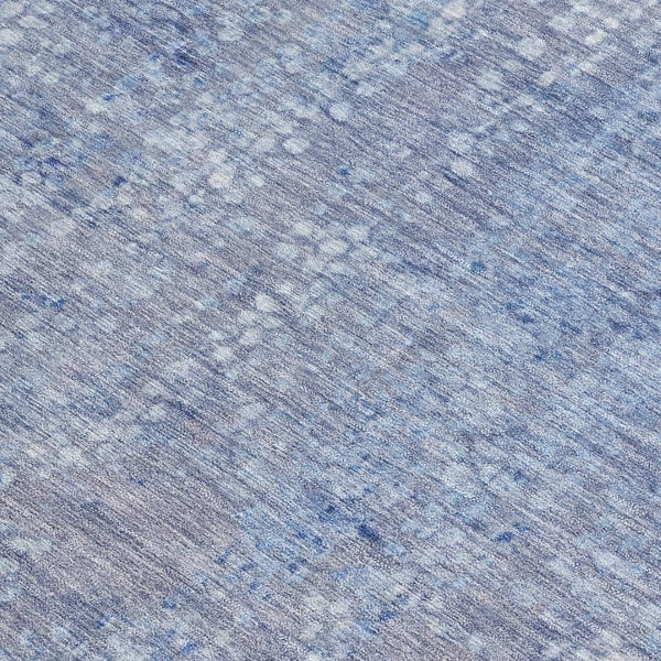 HomeRoots 5' Stylish Blue and Ivory Abstract Area Rug - Durable, Washable, Perfect for Indoor and Outdoor Use 9' X 12' 631063