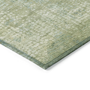 HomeRoots 5' Green and Ivory Abstract Area Rug - Stylish Washable Indoor/Outdoor Rug for High-Traffic Spaces 8' Round 631067