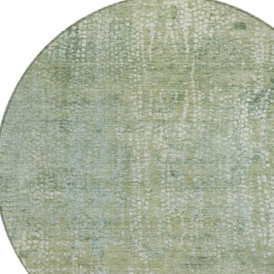 HomeRoots 5' Green and Ivory Abstract Area Rug - Stylish Washable Indoor/Outdoor Rug for High-Traffic Spaces 8' Round 631067