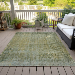 HomeRoots 5' Green and Ivory Abstract Washable Area Rug - Versatile Indoor/Outdoor Design for Modern Spaces 5' X 8' 631096