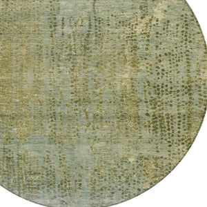HomeRoots 5' Green and Ivory Abstract Washable Area Rug - Versatile Indoor/Outdoor Design for Modern Spaces 8' Round 631097