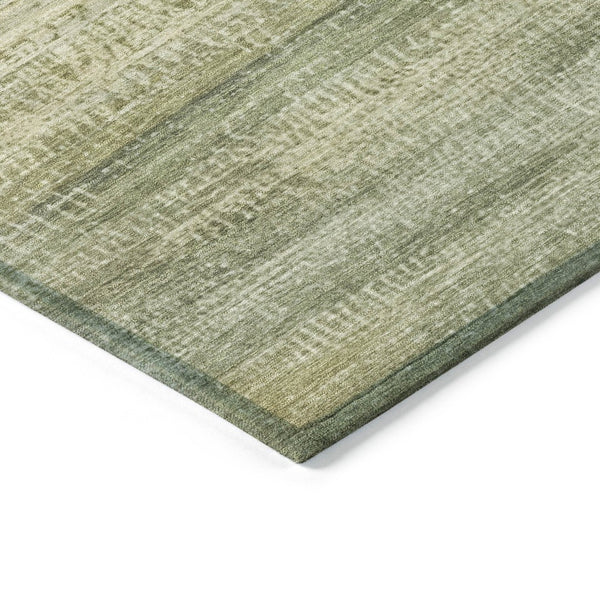 HomeRoots 5' Artichoke Green and Beige Abstract Rug - Stylish, Washable Indoor-Outdoor Area Rug for Every Space 8' Round 631109
