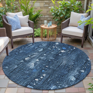 HomeRoots 5' Blue and Ivory Abstract Area Rug – Washable and Durable for Indoor and Outdoor Living Spaces 8' Round 631163