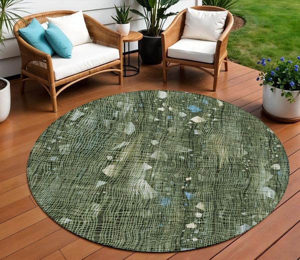 HomeRoots 5' Modern Fern Green and Beige Abstract Washable Area Rug for Indoor and Outdoor Spaces 8' Round 631175