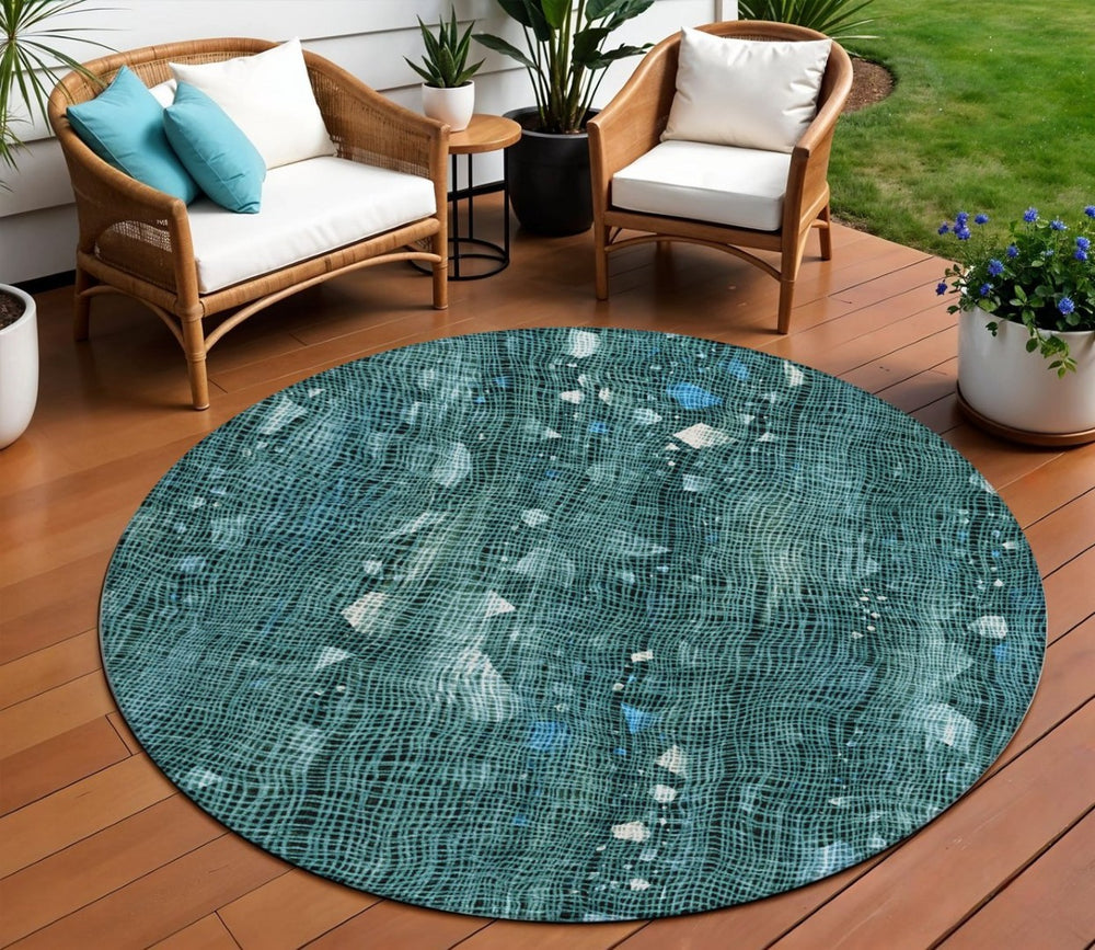 HomeRoots 5' Teal Blue and Ivory Abstract Washable Area Rug for Stylish Indoor and Outdoor Spaces 8' Round 631187