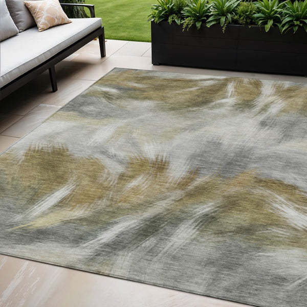HomeRoots 5' Modern Pewter and Silver Abstract Washable Area Rug for Stylish Indoor and Outdoor Spaces 5' X 8' 631348