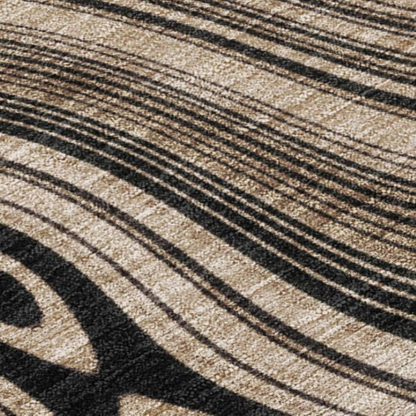 HomeRoots 5' Beige and Charcoal Geometric Washable Area Rug for Indoor and Outdoor High-Traffic Use 10' X 14' 631370