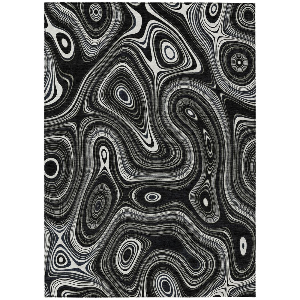 HomeRoots 5' Modern Black and Ivory Geometric Washable Area Rug for Indoor and Outdoor High-Traffic Spaces 5' X 8' 631372