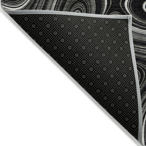 HomeRoots 5' Modern Black and Ivory Geometric Washable Area Rug for Indoor and Outdoor High-Traffic Spaces 8' Round 631373