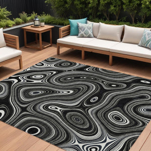 HomeRoots 5' Modern Black and Ivory Geometric Washable Area Rug for Indoor and Outdoor High-Traffic Spaces 8' X 10' 631374