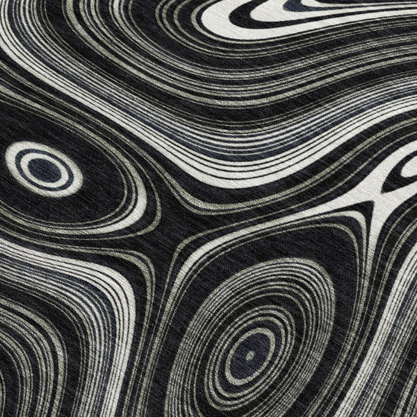 HomeRoots 5' Modern Black and Ivory Geometric Washable Area Rug for Indoor and Outdoor High-Traffic Spaces 8' X 10' 631374