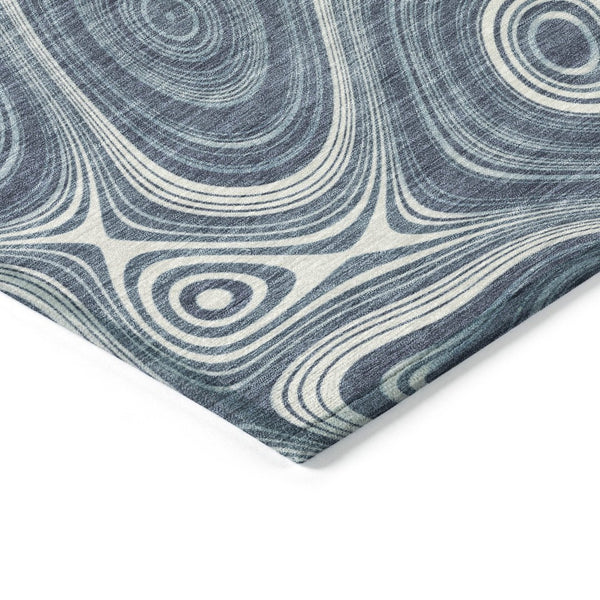 HomeRoots 5' Stylish Blue and Ivory Geometric Area Rug – Durable, Washable, Perfect for Indoor and Outdoor Use 8' Round 631379
