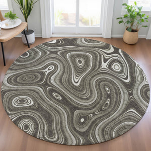 HomeRoots 5' Stylish Gray and Ivory Geometric Area Rug - Durable, Washable Design for Indoor and Outdoor Use 8' Round 631385